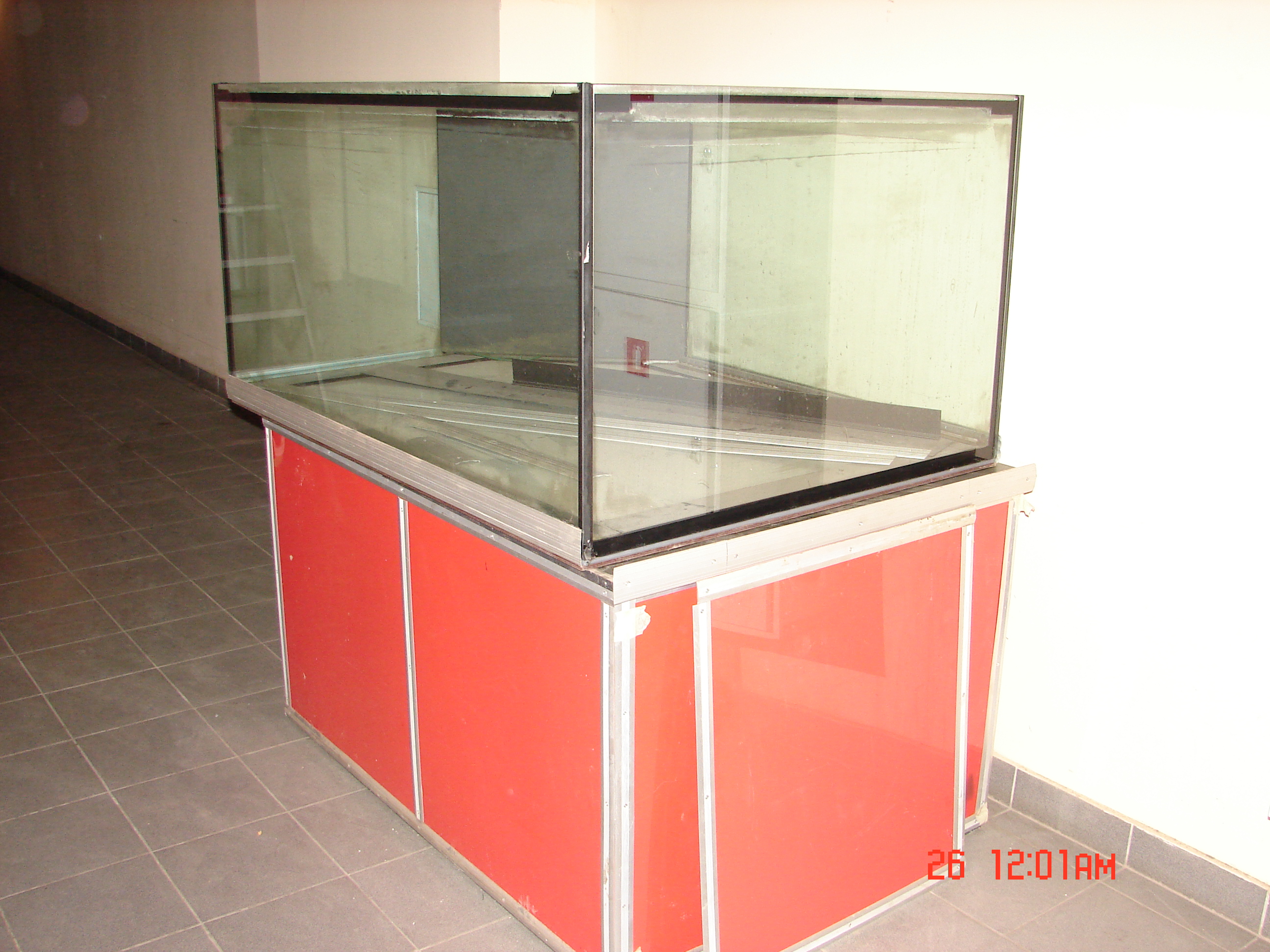Аквариум 1000 л.
